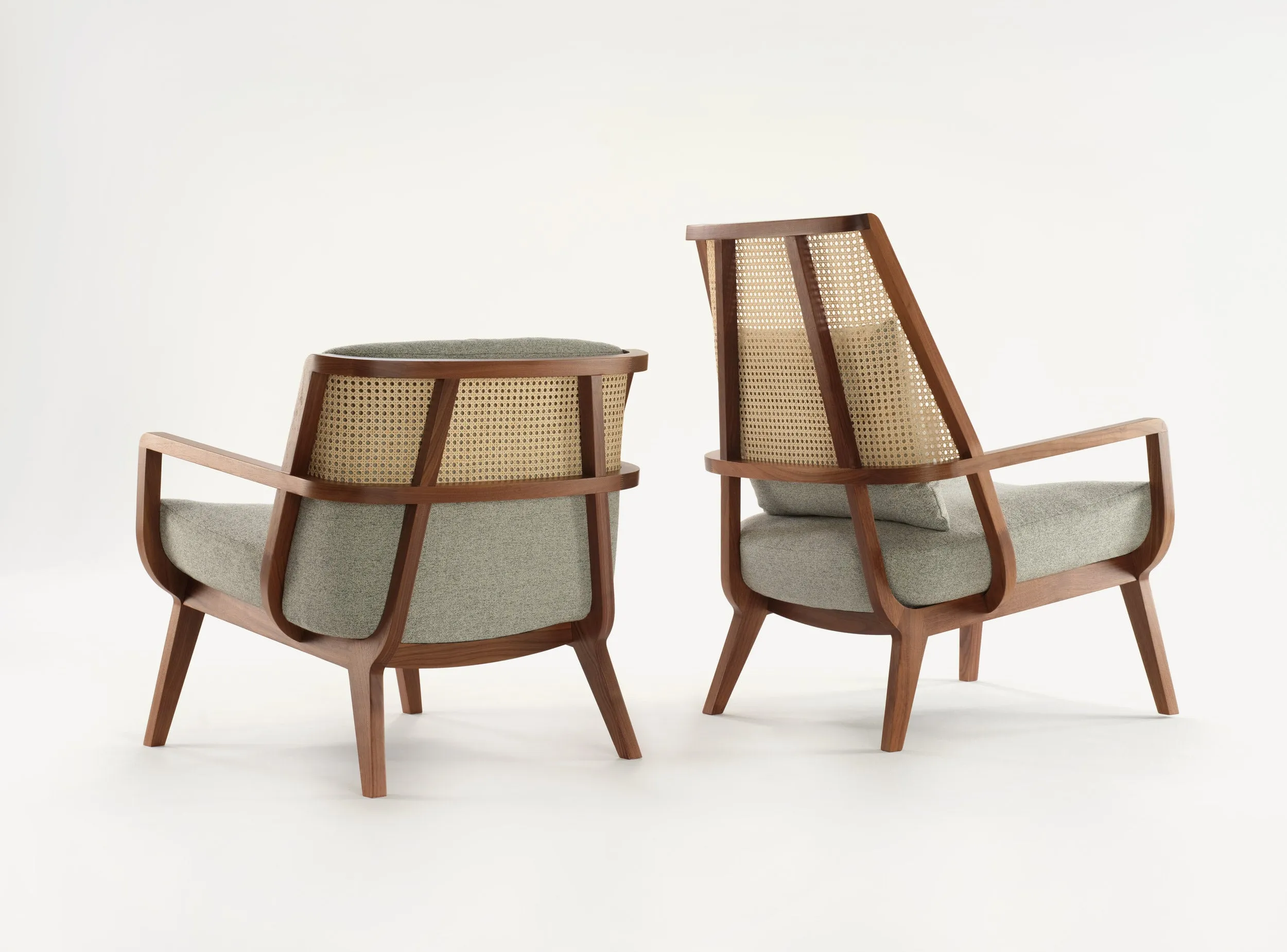 Nayla Throne Chair